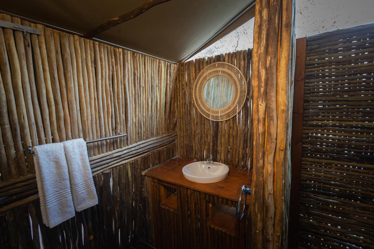 Boteti Tented Safari Lodge Маун Екстериор снимка